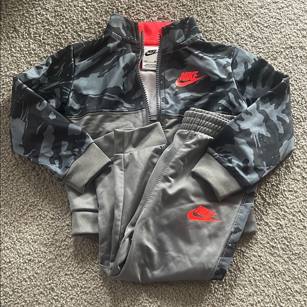 Nike Kids' Camo Tracksuit